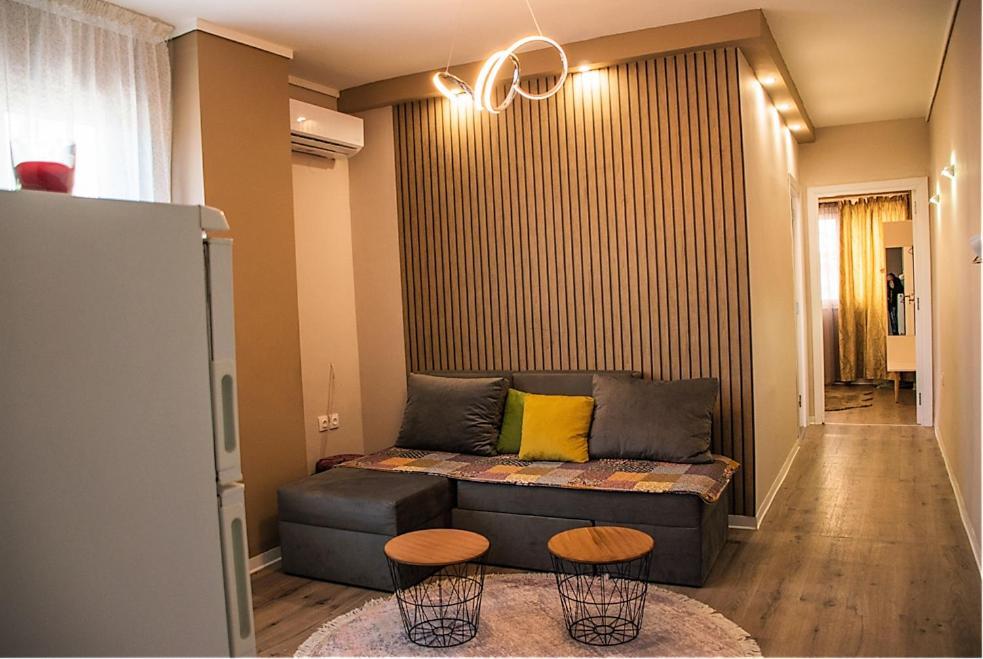 Jukebox Suite 2 Bedrooms - Big Balcony Солун Екстериор снимка