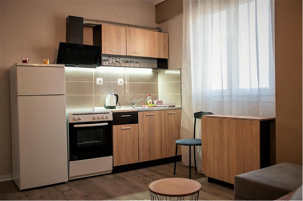 Jukebox Suite 2 Bedrooms - Big Balcony Солун Екстериор снимка